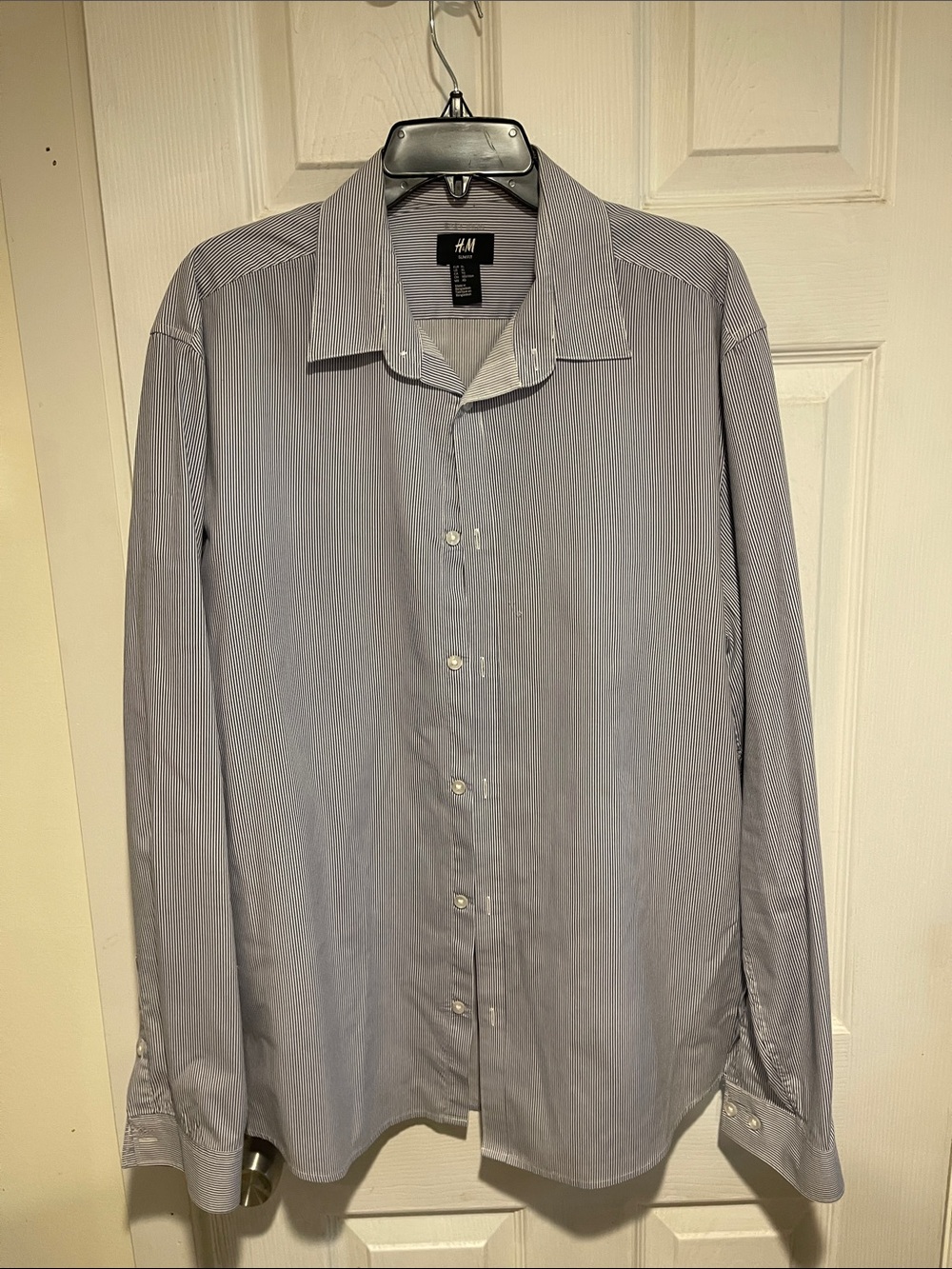 H&M Men's Light Blue Pinstripe Long-Sleeve Dress Shirt